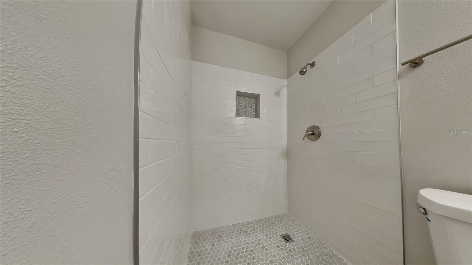 Image 11 of 19 For 4510 Ravinnia Drive