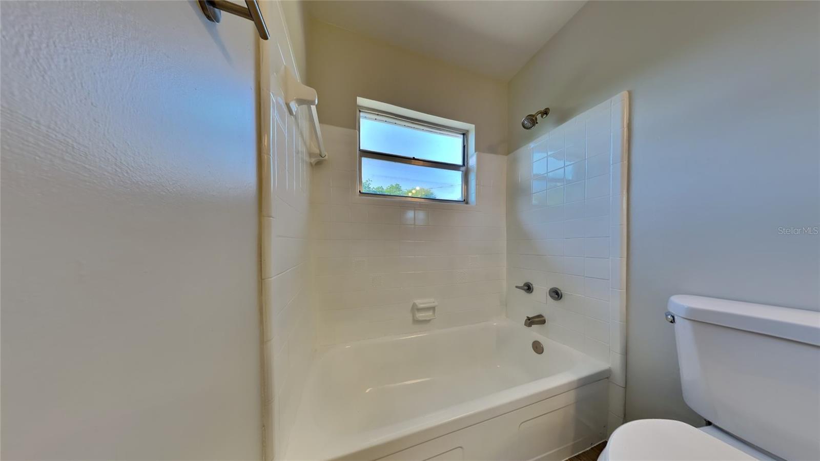 Image 16 of 19 For 4510 Ravinnia Drive