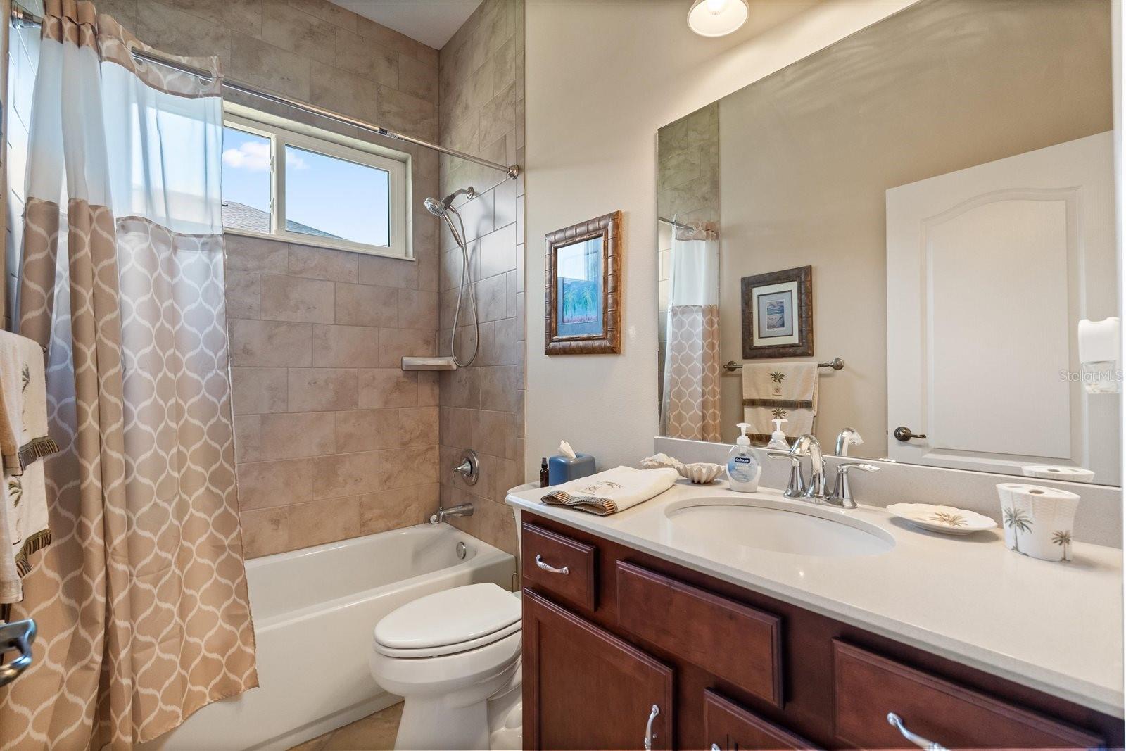 Image 15 of 33 For 3375 Bellino Blvd.