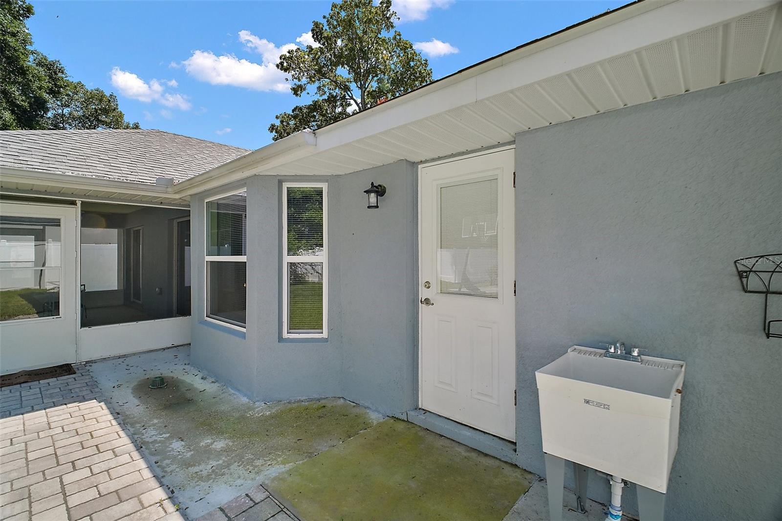 Image 18 of 47 For 8387 155th Place