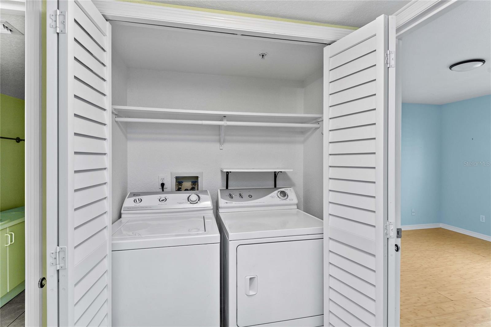 Image 35 of 49 For 2700 Peninsula Avenue 215