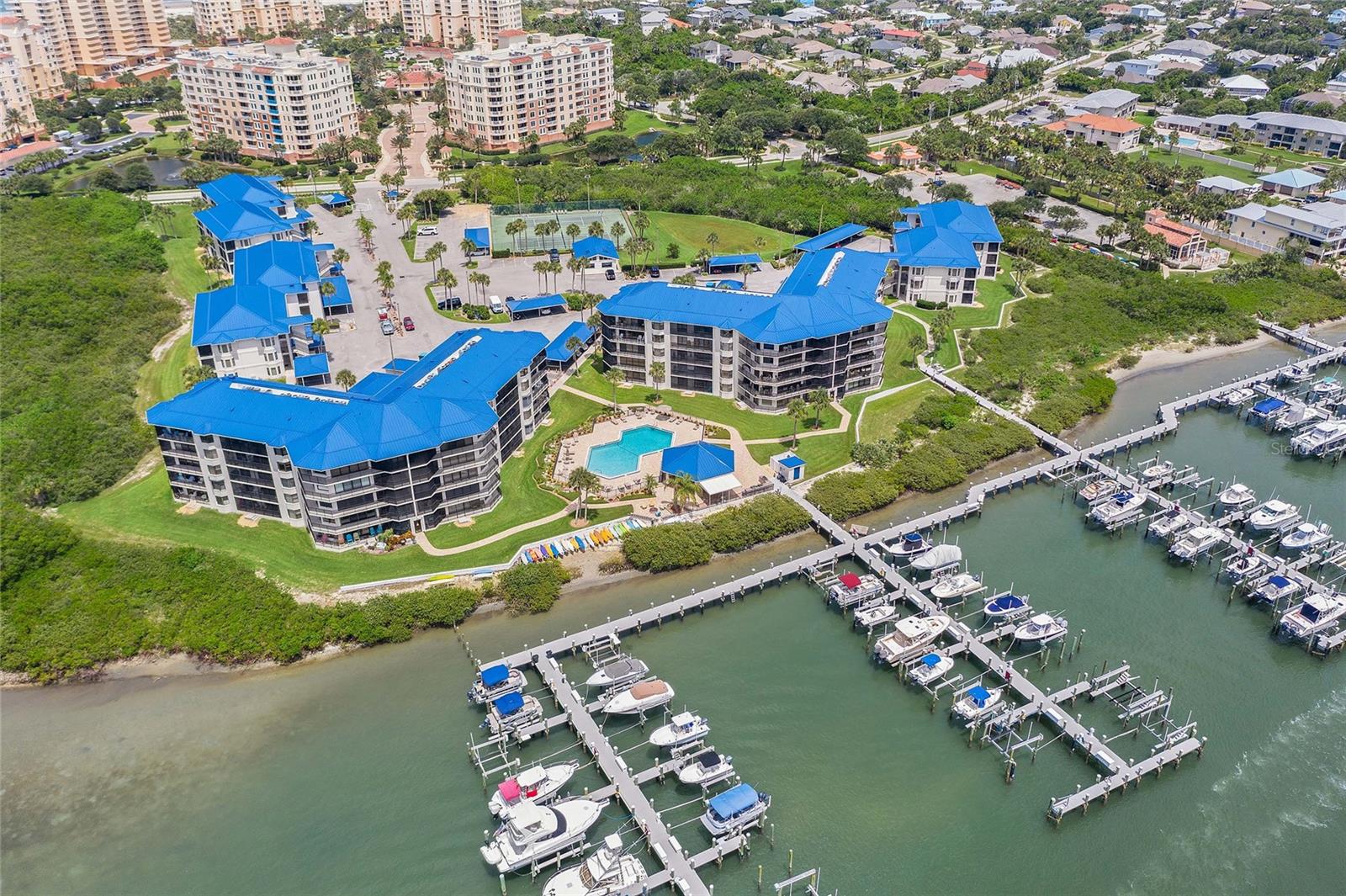 Image 36 of 49 For 2700 Peninsula Avenue 215