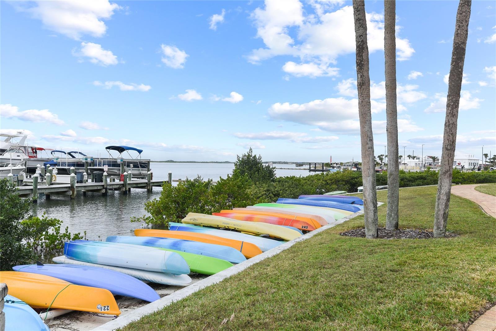 Image 38 of 49 For 2700 Peninsula Avenue 215