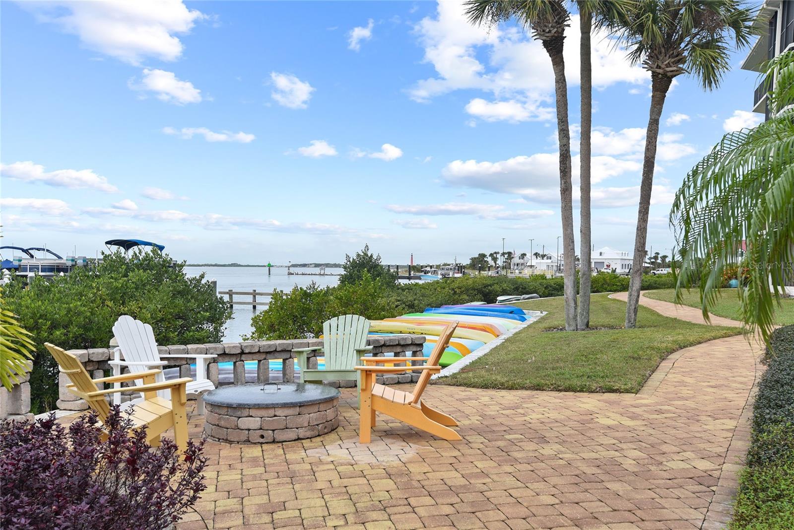 Image 39 of 49 For 2700 Peninsula Avenue 215