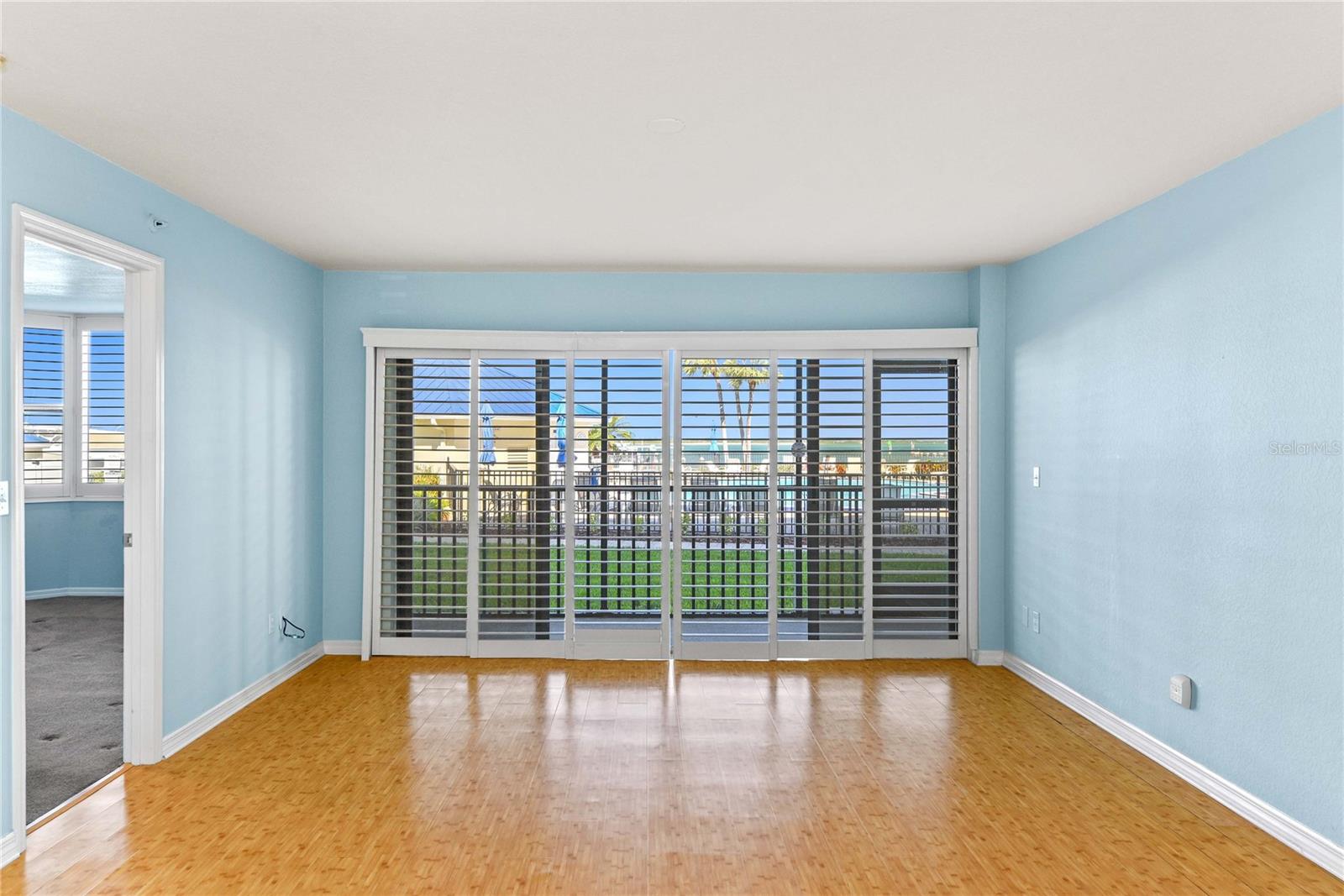 Image 9 of 49 For 2700 Peninsula Avenue 215