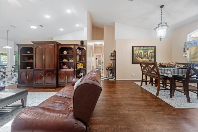 Image 10 of 36 For 2082 Nexus Court