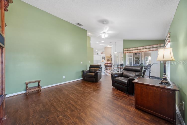 Image 16 of 36 For 2082 Nexus Court