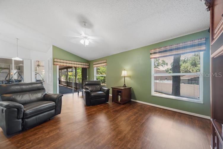 Image 17 of 36 For 2082 Nexus Court