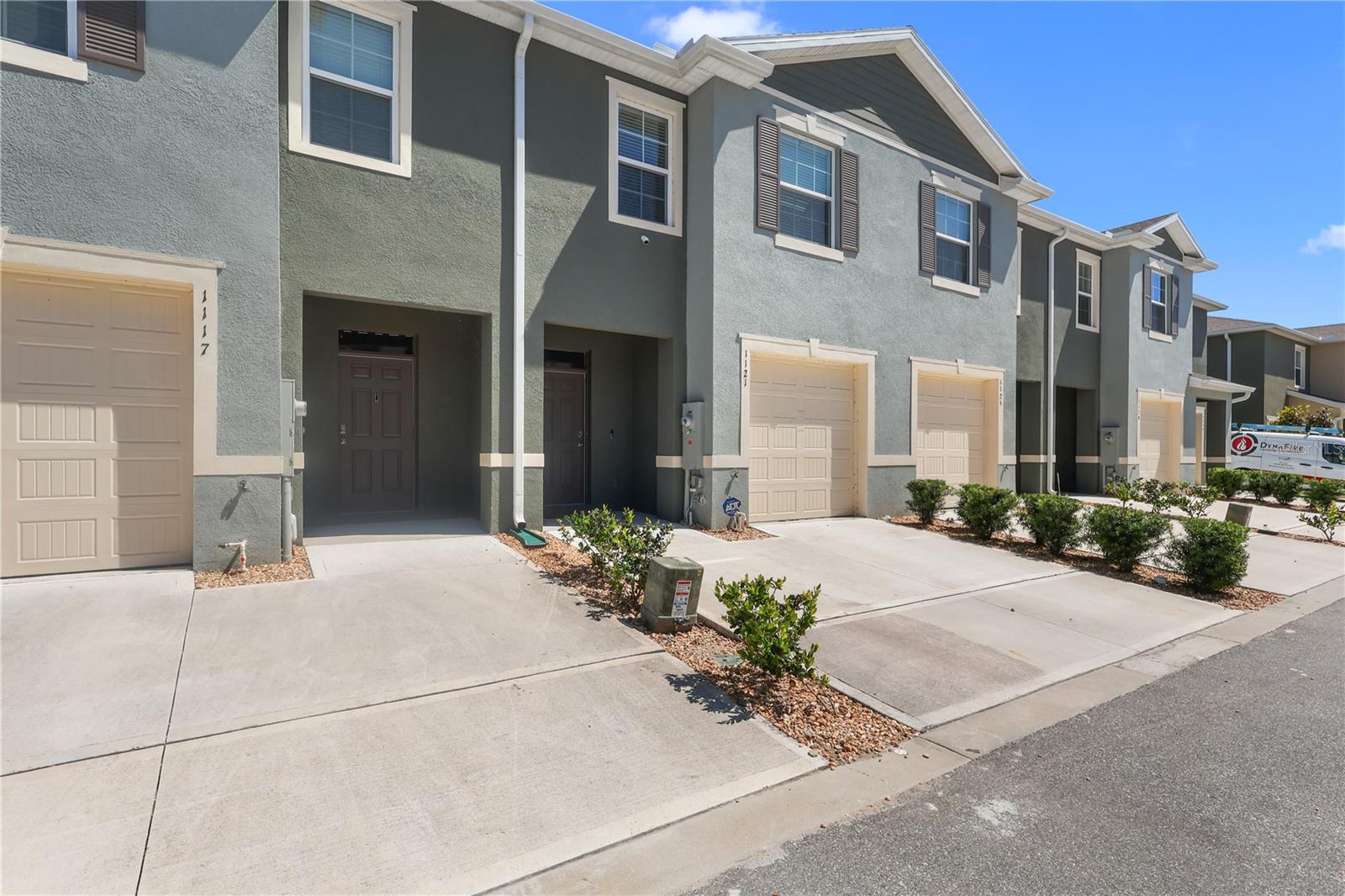Image 3 of 30 For 1121 Blue Jay Drive