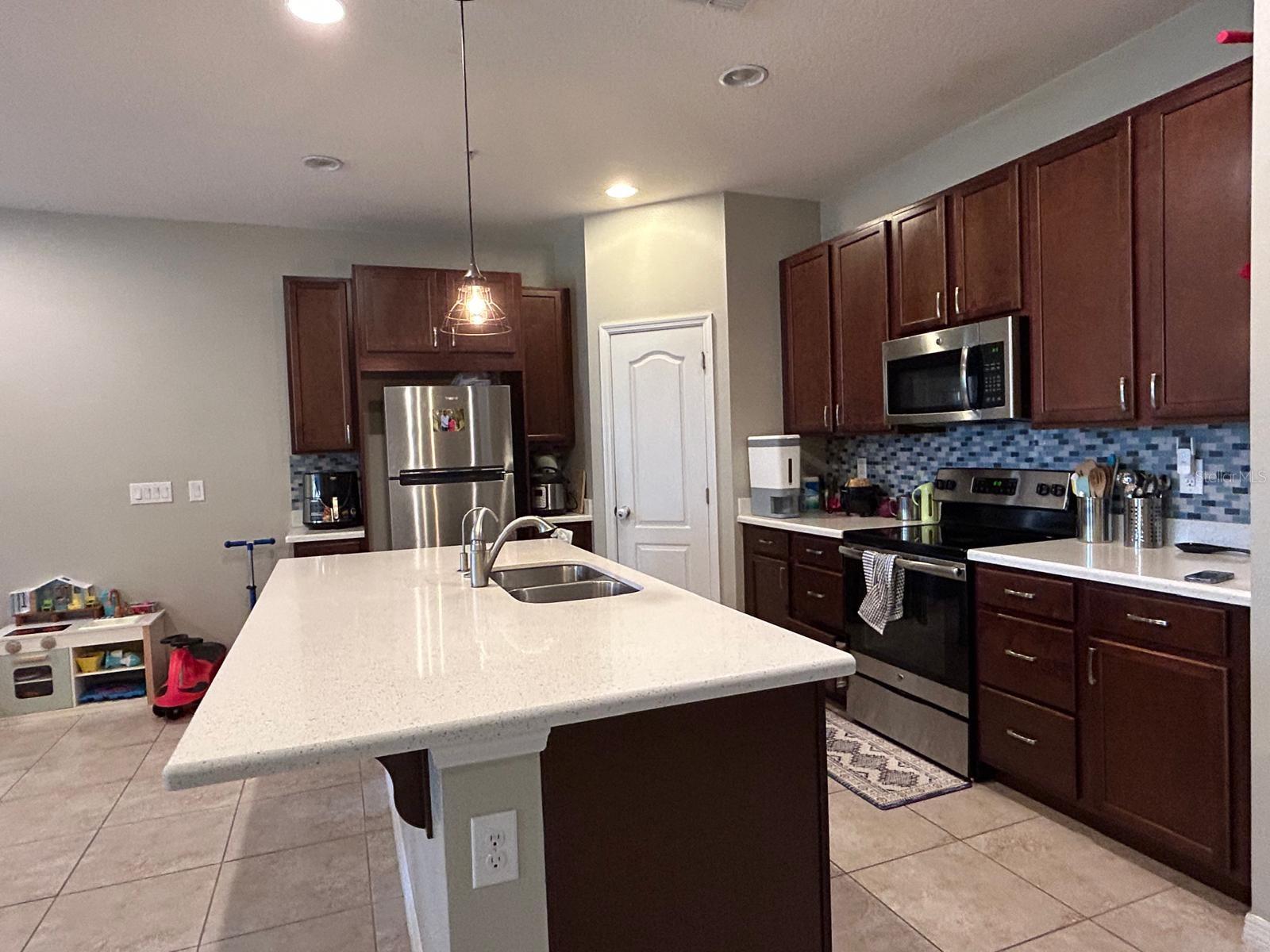 Image 3 of 26 For 523 Merry Brook Circle