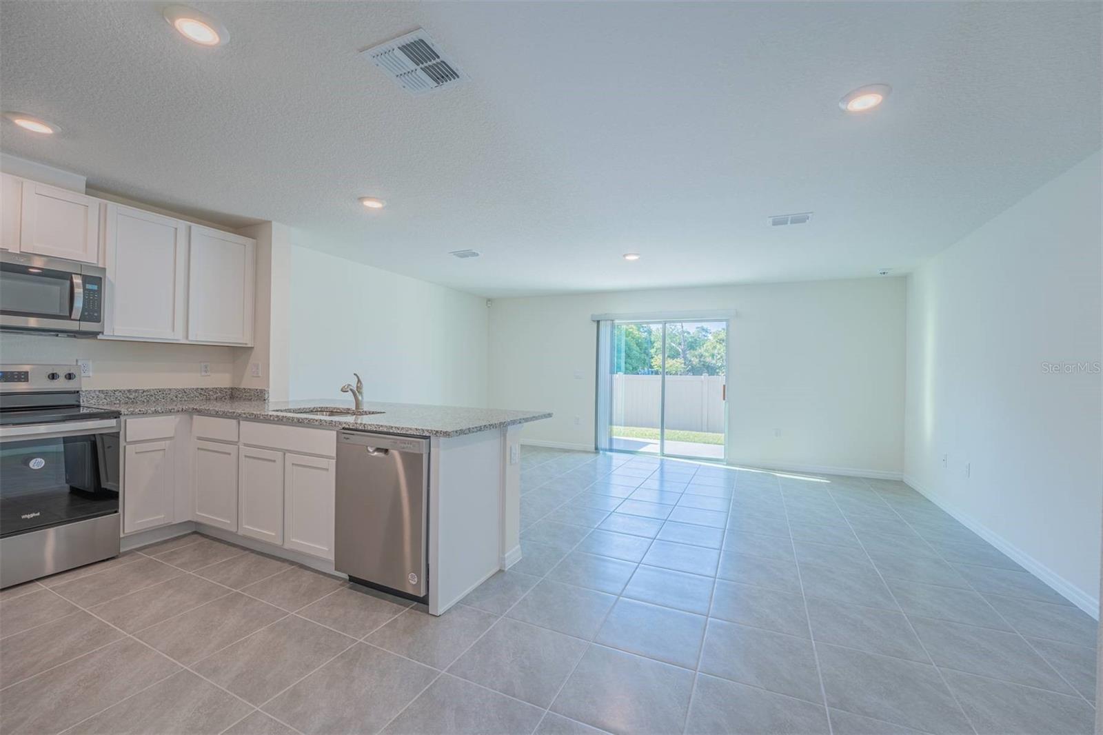 Image 18 of 58 For 654 Moscato Dr.