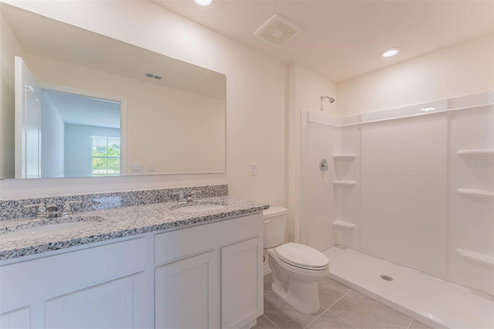 Image 34 of 58 For 654 Moscato Dr.