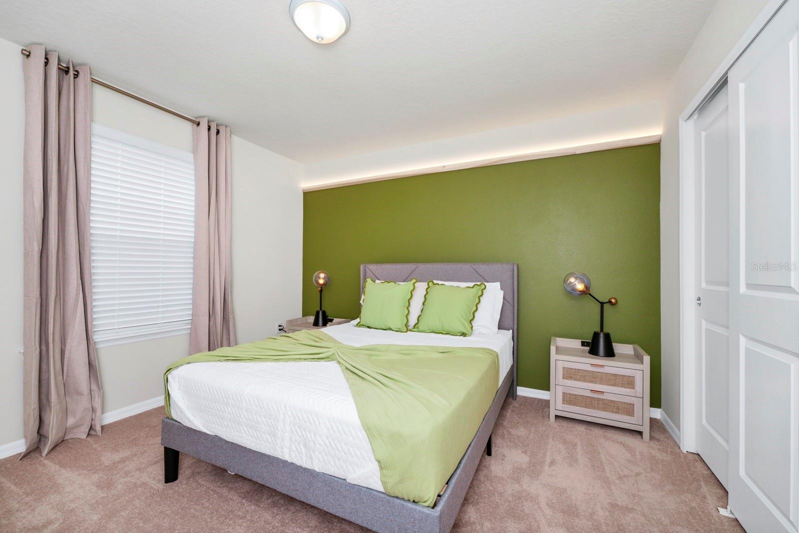 Image 32 of 46 For 1293 Emerald Row