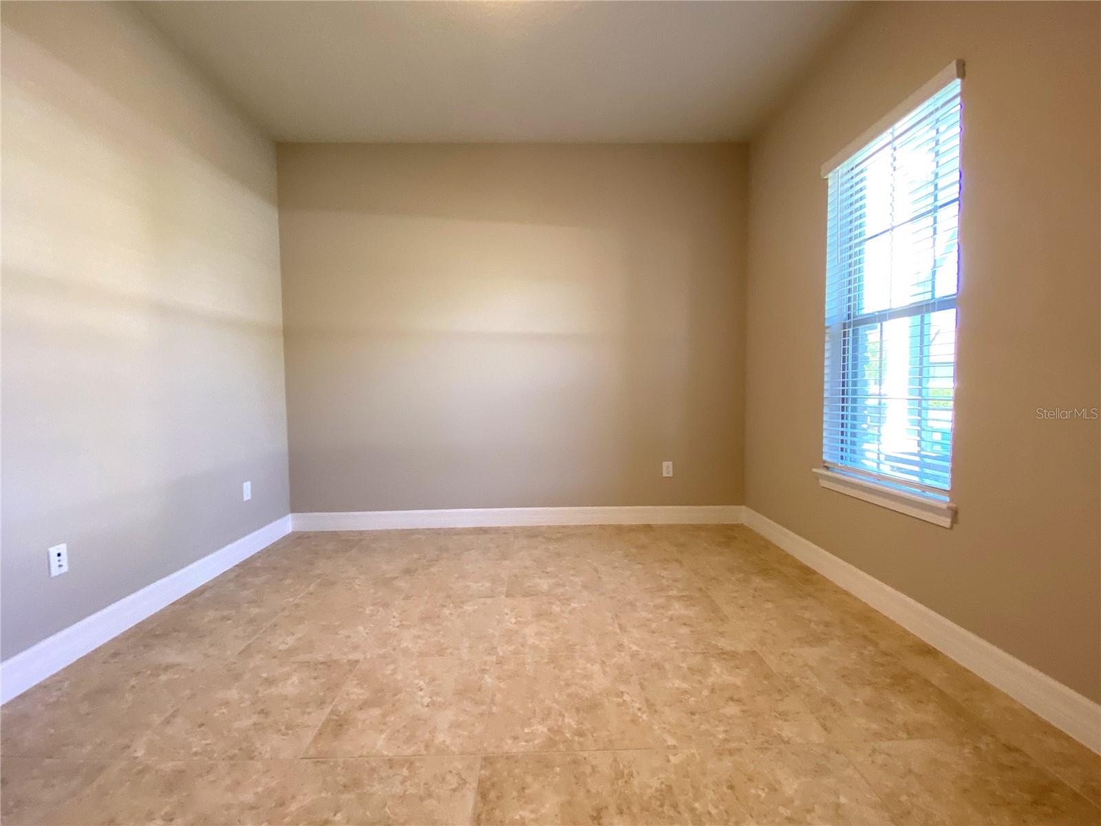 Image 18 of 39 For 11316 Lemon Lake Boulevard