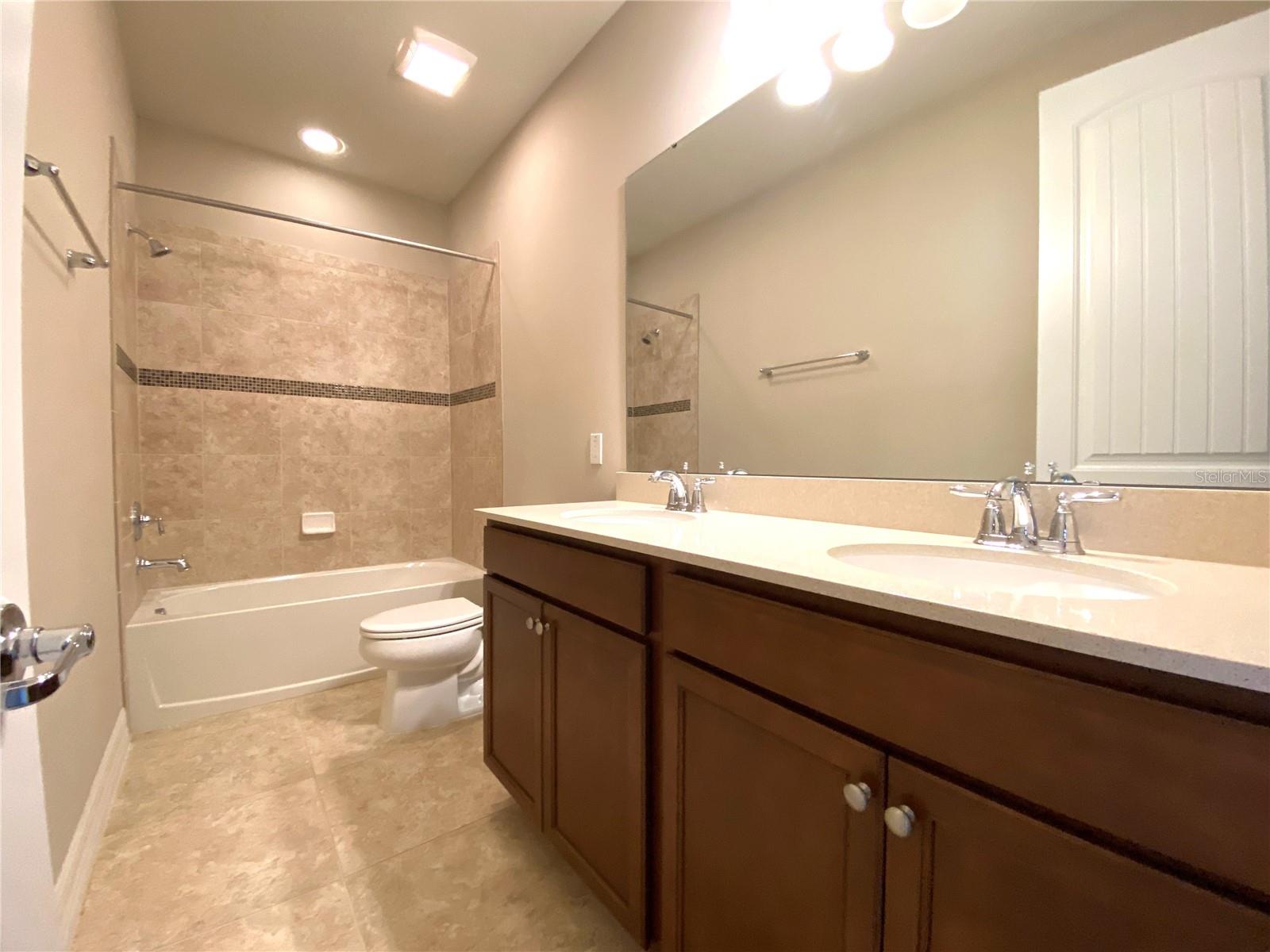 Image 32 of 39 For 11316 Lemon Lake Boulevard