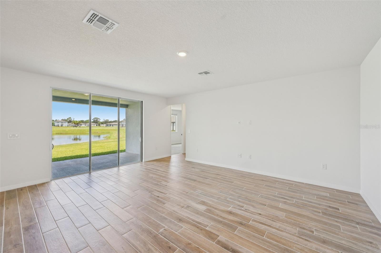 Image 7 of 32 For 13839 Richland Gulf Circle