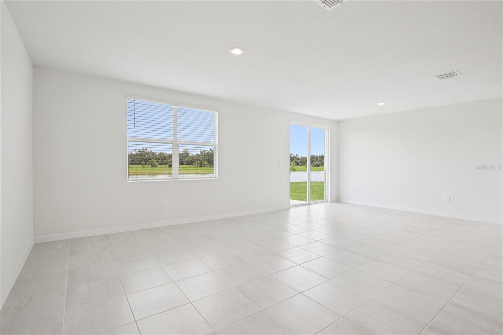 Image 12 of 26 For 7736 Gilchrist Springs Drive