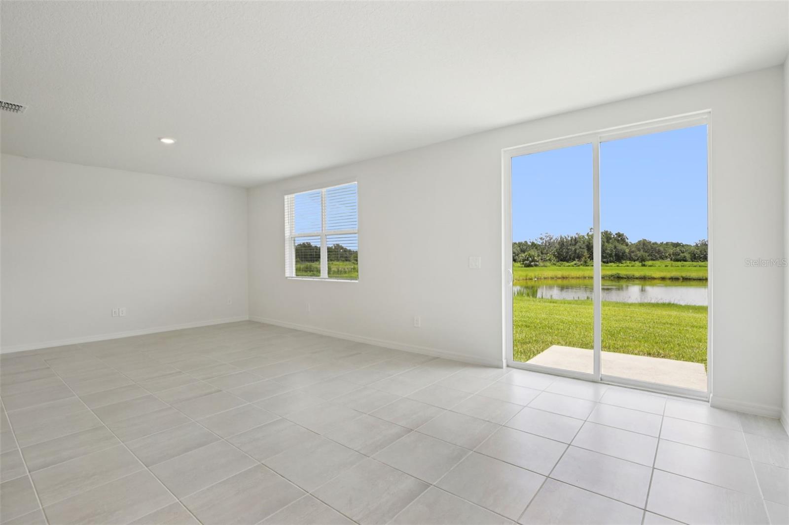 Image 5 of 26 For 7736 Gilchrist Springs Drive