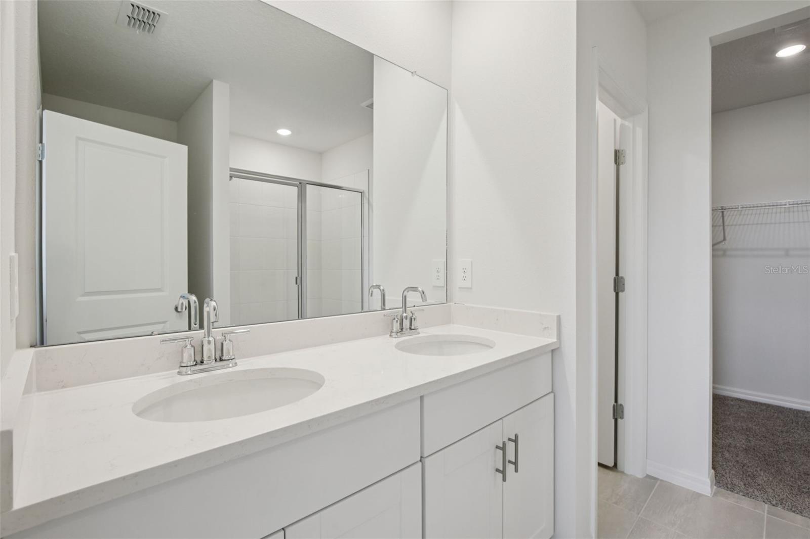 Image 7 of 26 For 7736 Gilchrist Springs Drive