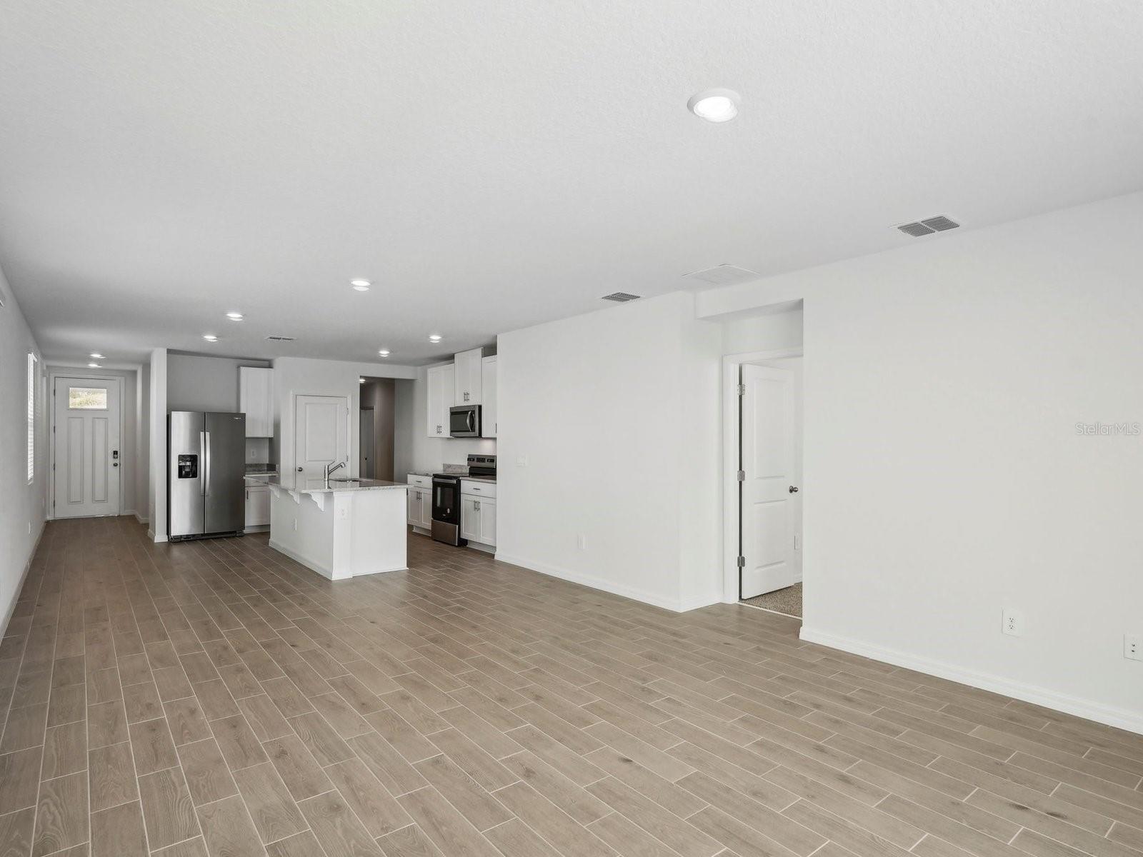Image 2 of 9 For 137 Whiteland Bend