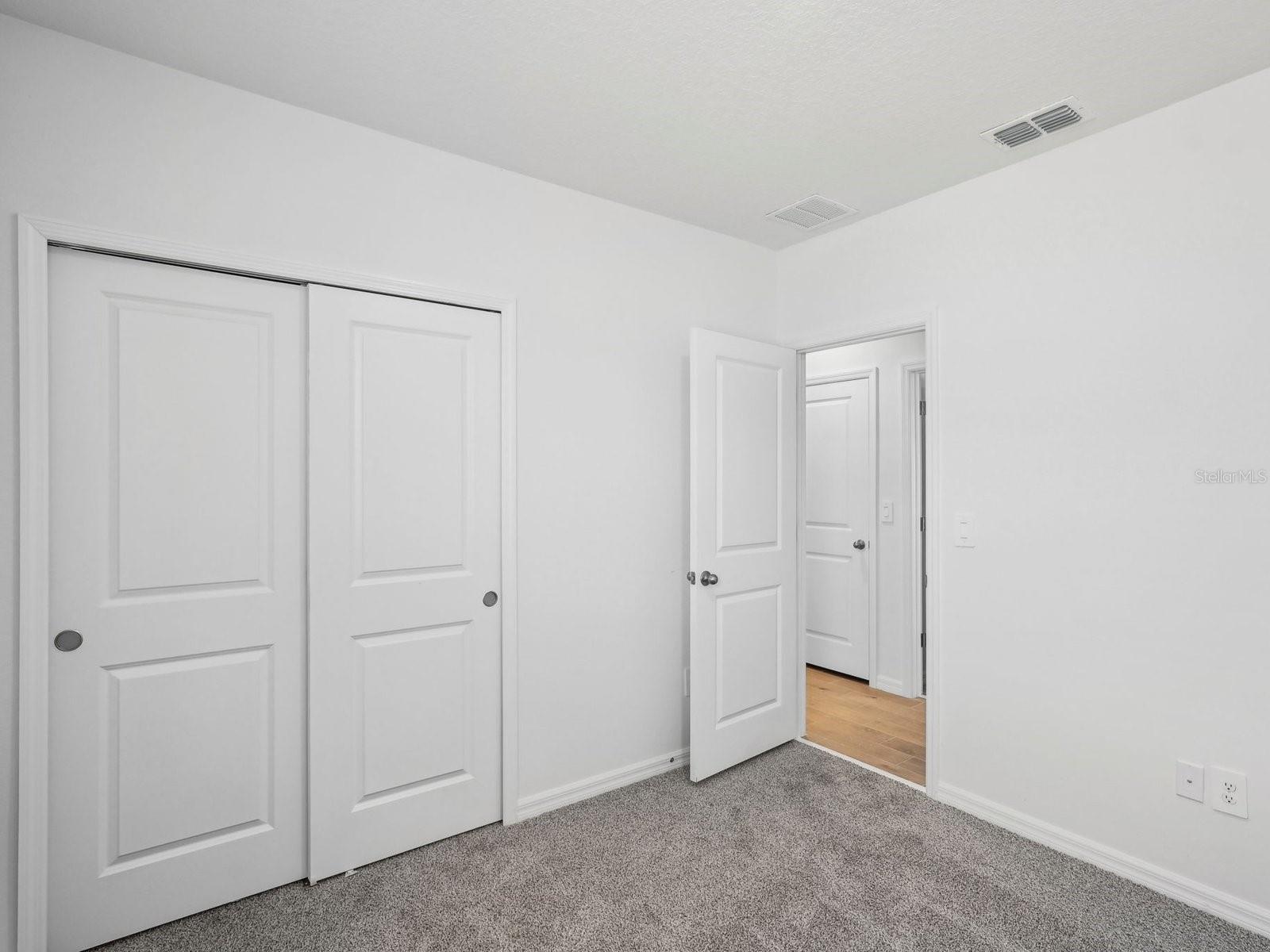 Image 9 of 9 For 137 Whiteland Bend
