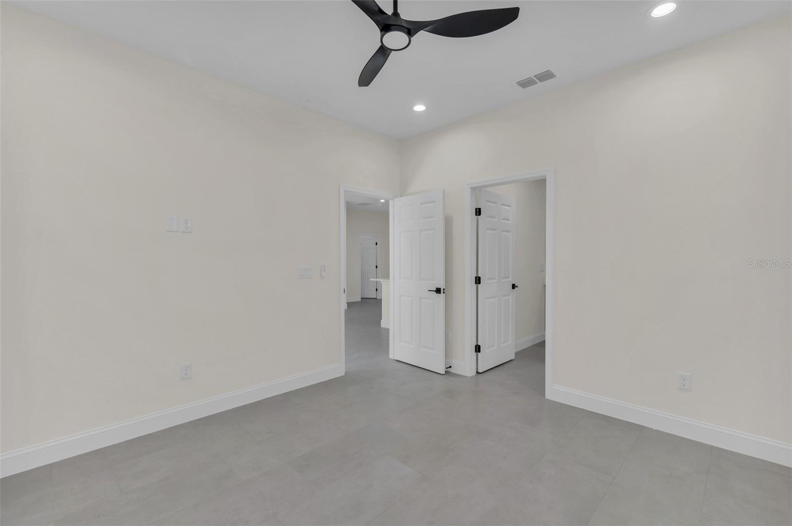 Image 21 of 48 For 1686 17th Street