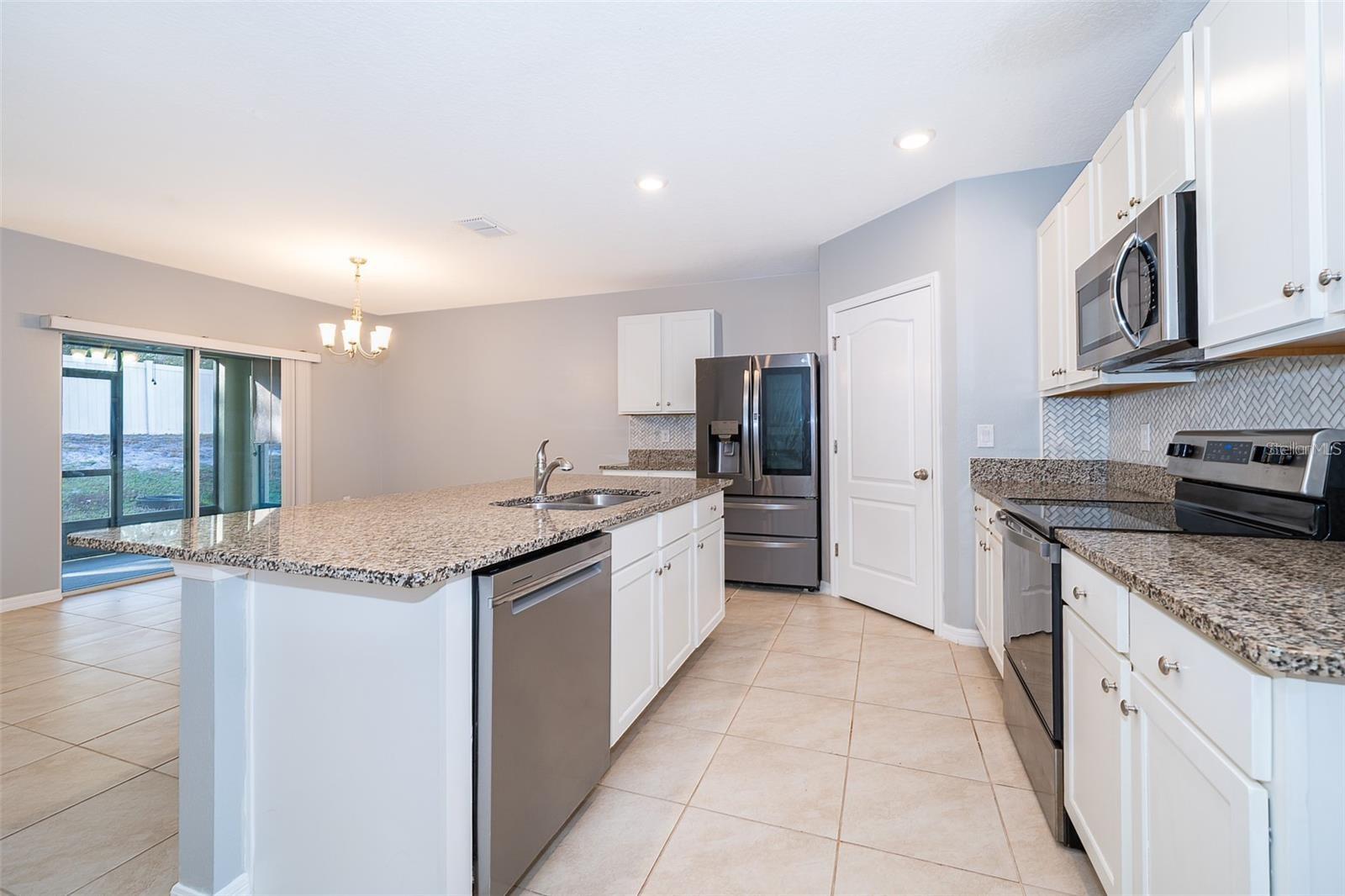 Image 3 of 33 For 441 Tallow Wood Circle