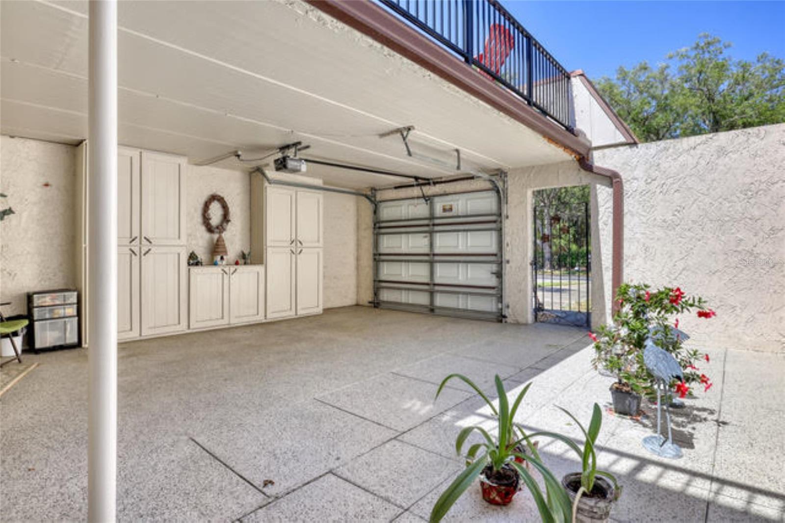 Image 8 of 34 For 2814 Demaret Drive 607