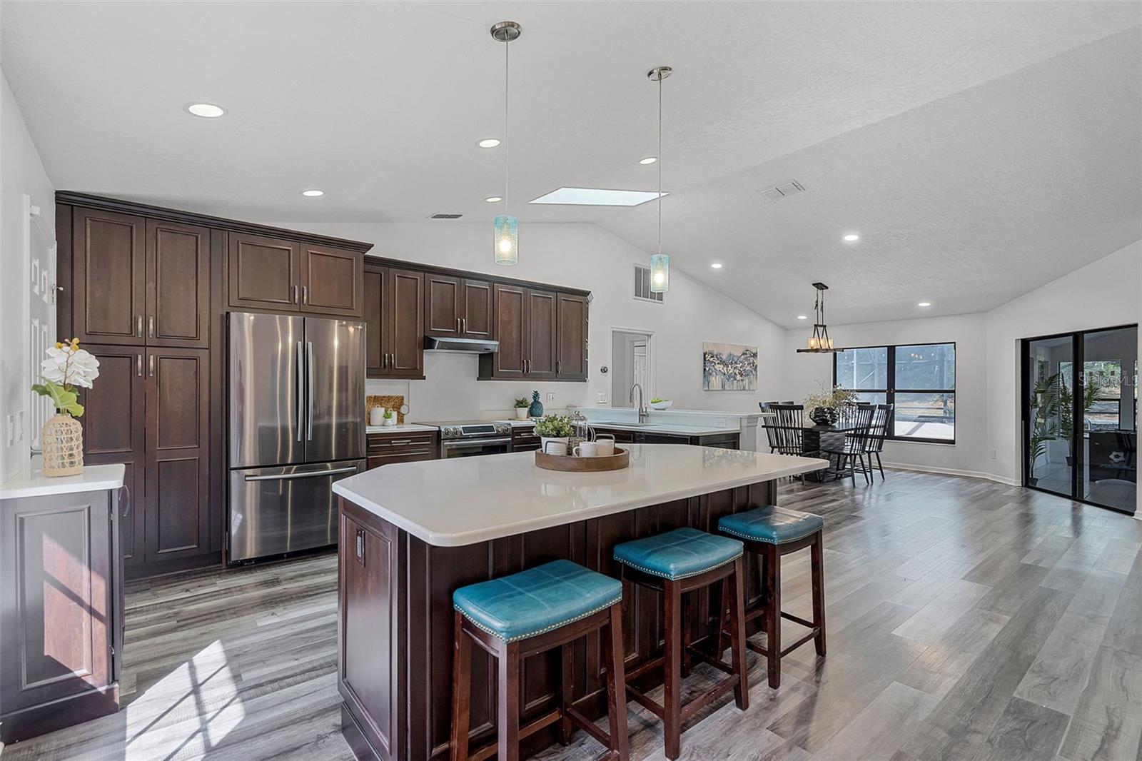 Image 10 of 38 For 1201 Groveland Drive
