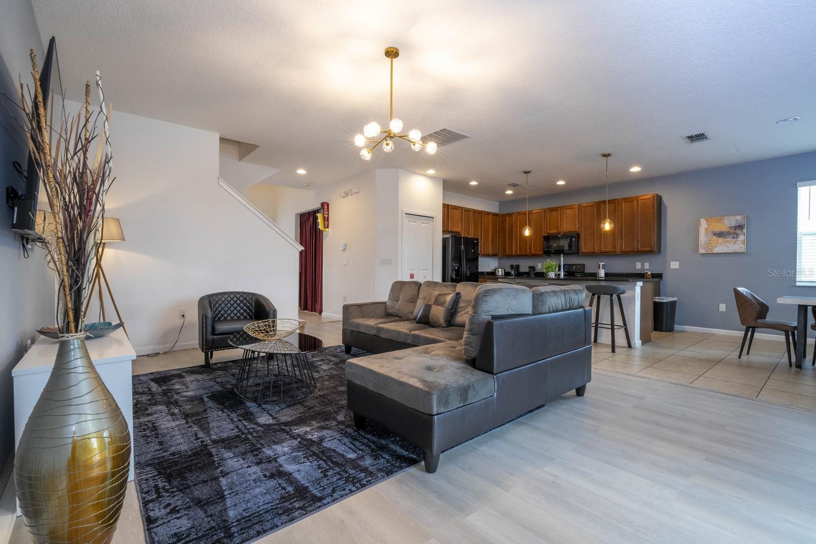 Image 17 of 99 For 280 Ballo Drive