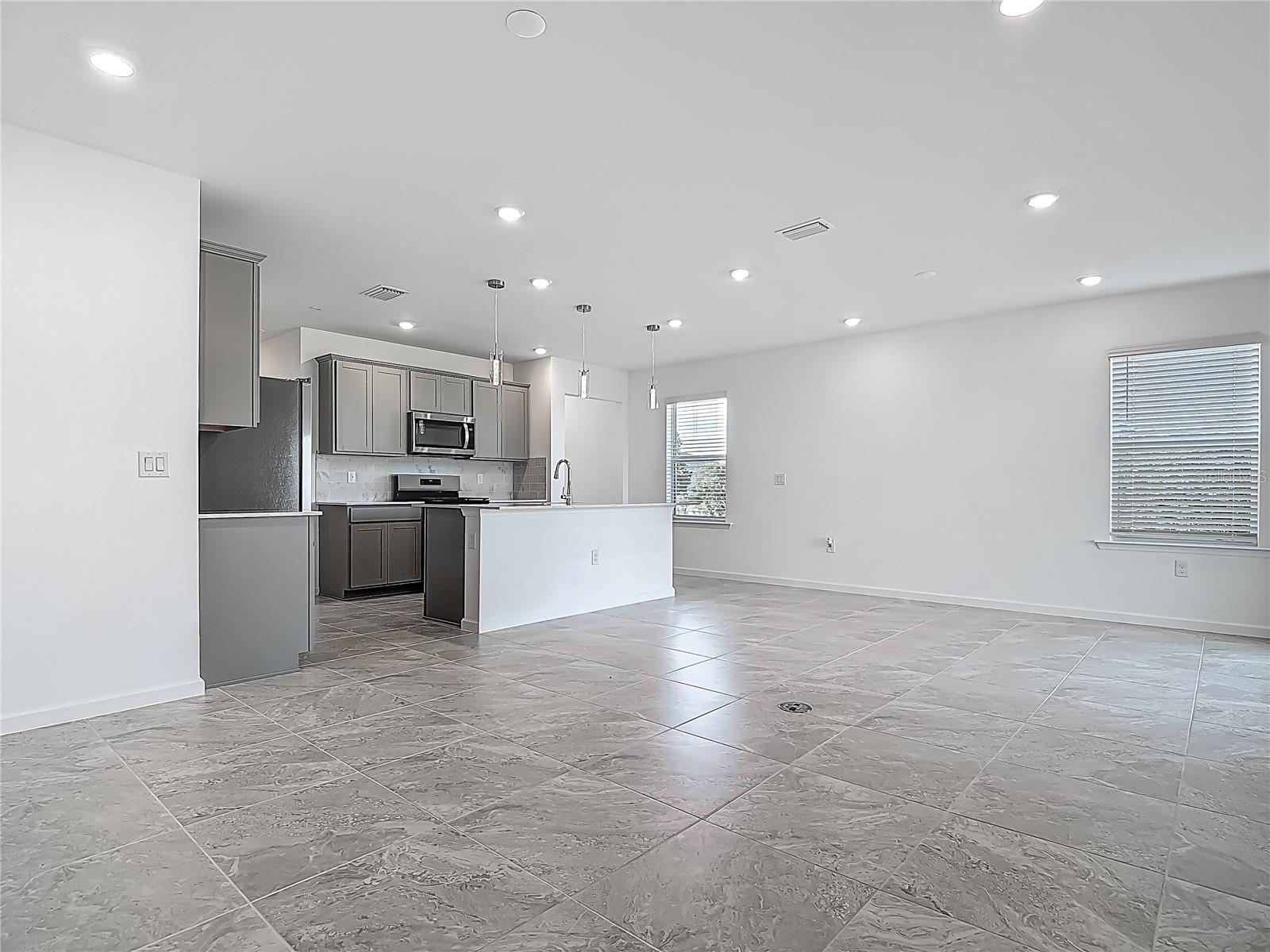 Image 18 of 54 For 16968 Harlequin Court
