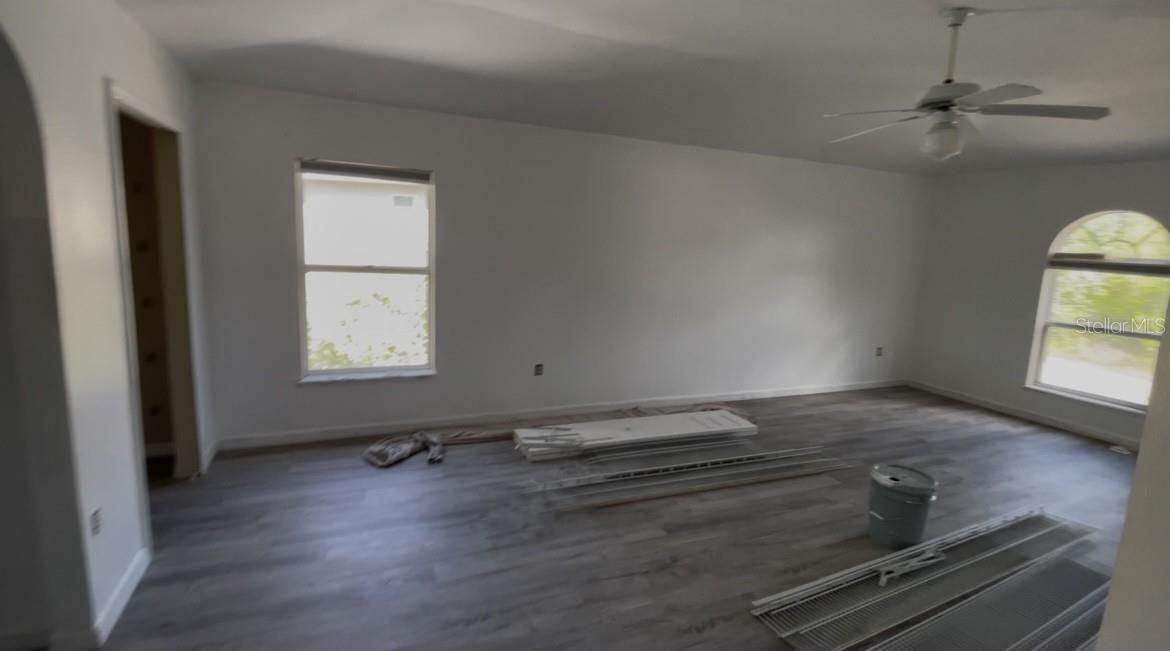 Image 19 of 26 For 459 Danube Drive