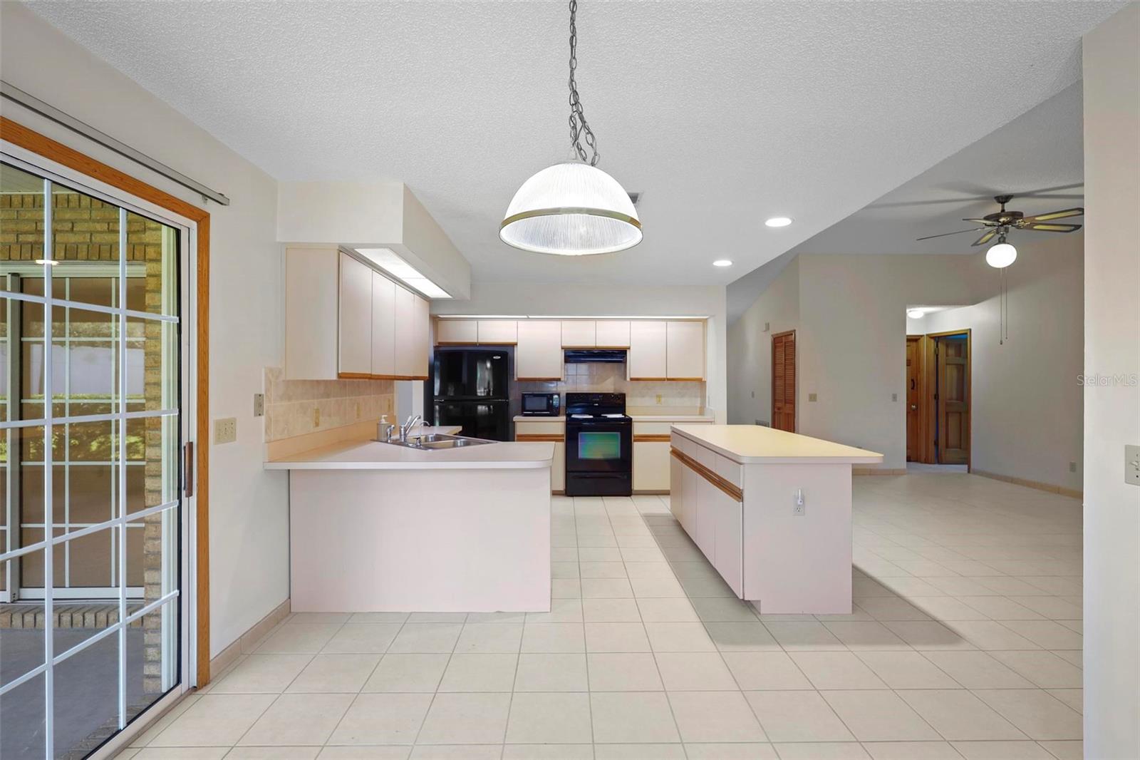 Image 18 of 50 For 1889 Eden Drive