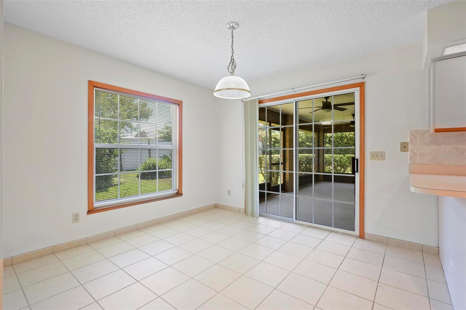 Image 20 of 50 For 1889 Eden Drive