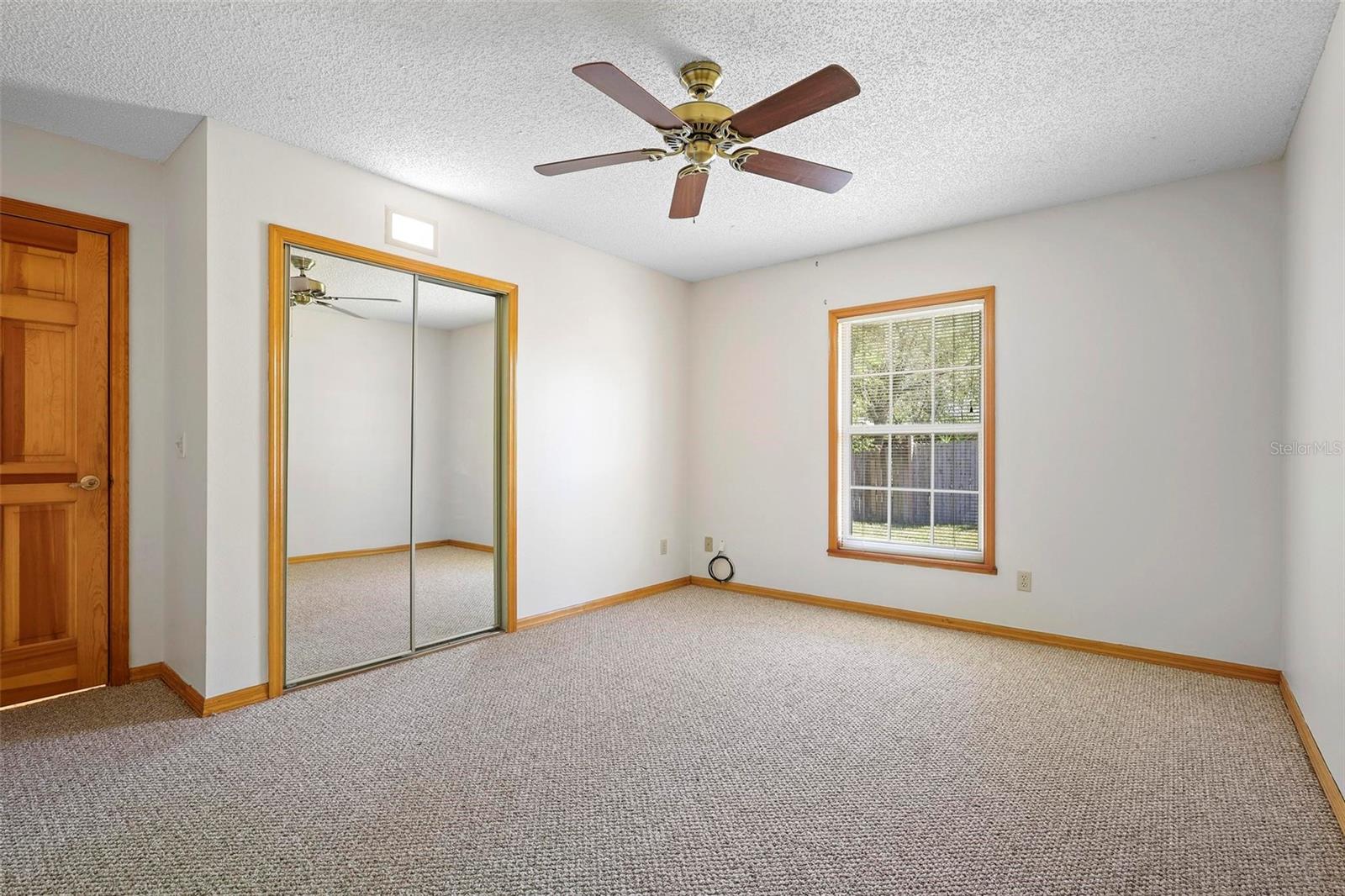 Image 33 of 50 For 1889 Eden Drive