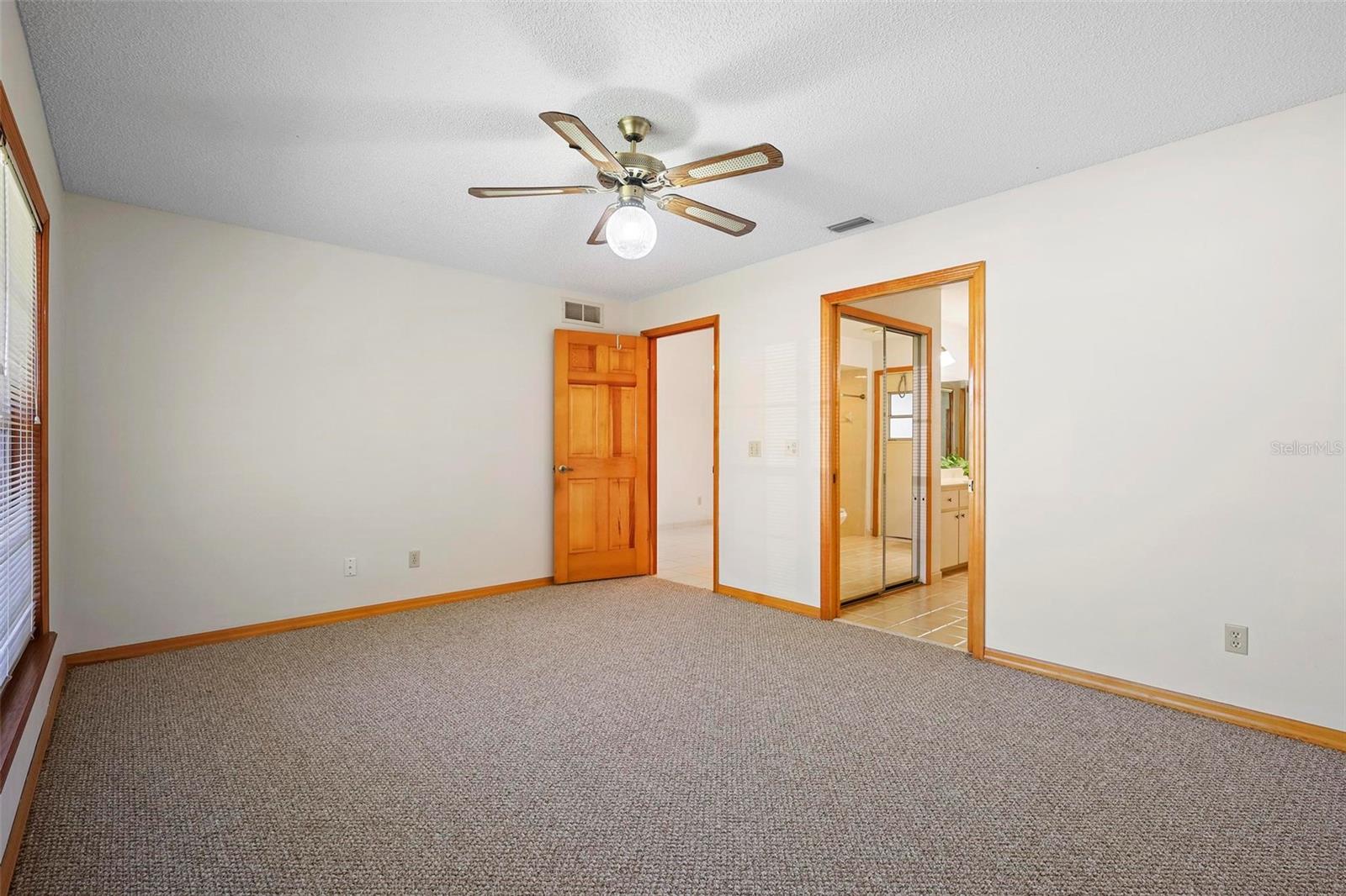 Image 40 of 50 For 1889 Eden Drive