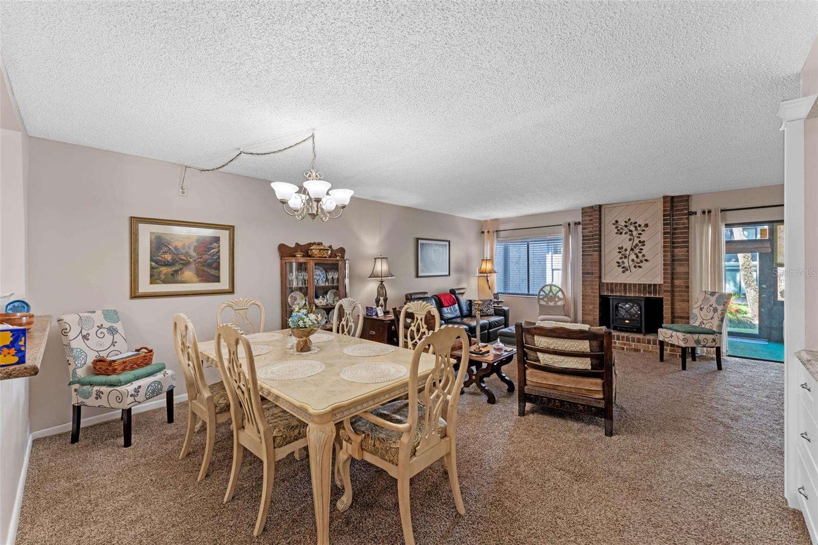 Image 5 of 24 For 11 Escondido Circle 110