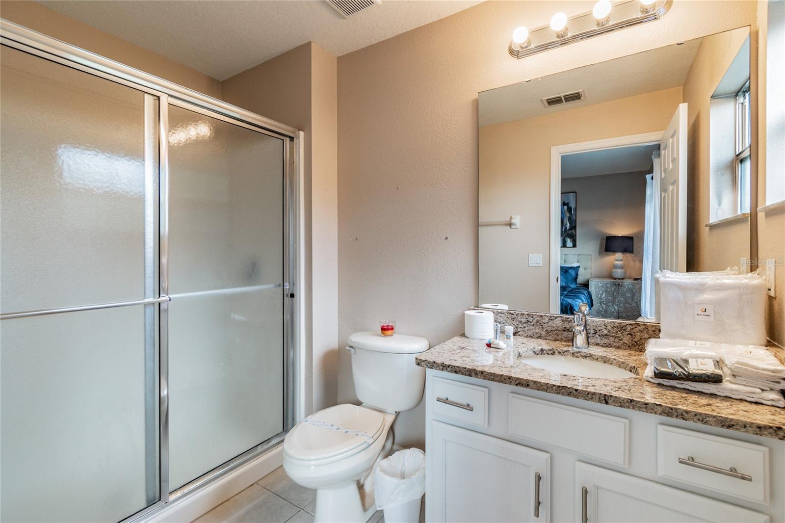 Image 18 of 43 For 4504 Alberto Circle