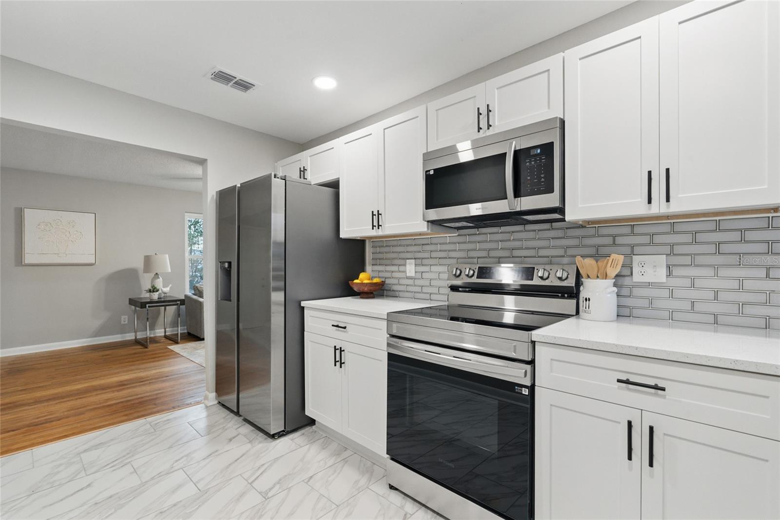 Image 10 of 31 For 6036 Glenn Rose Drive