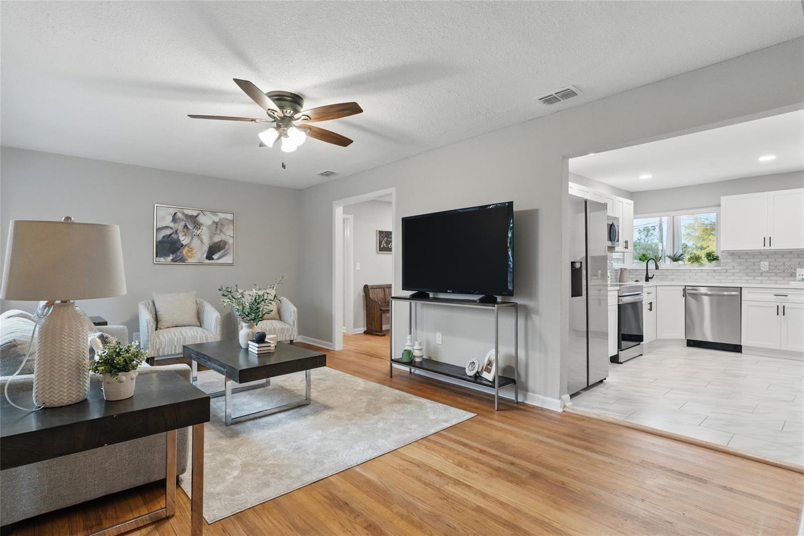 Image 5 of 31 For 6036 Glenn Rose Drive