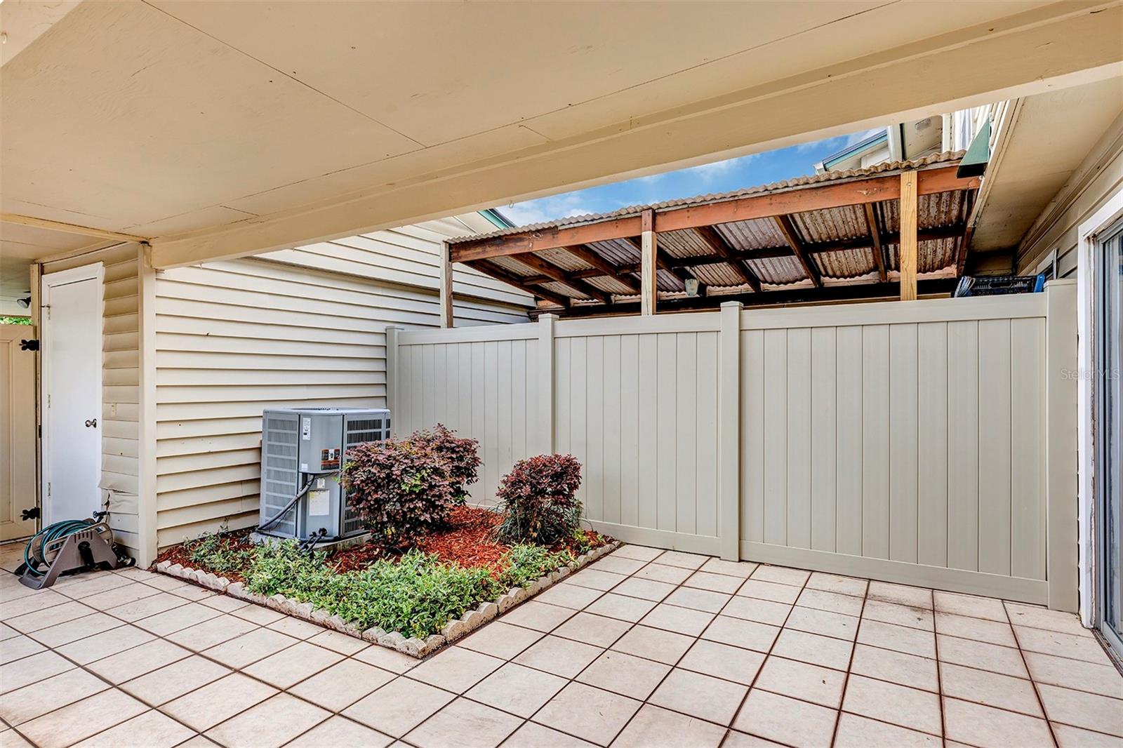 Image 22 of 27 For 1728 Townhall Lane 1728