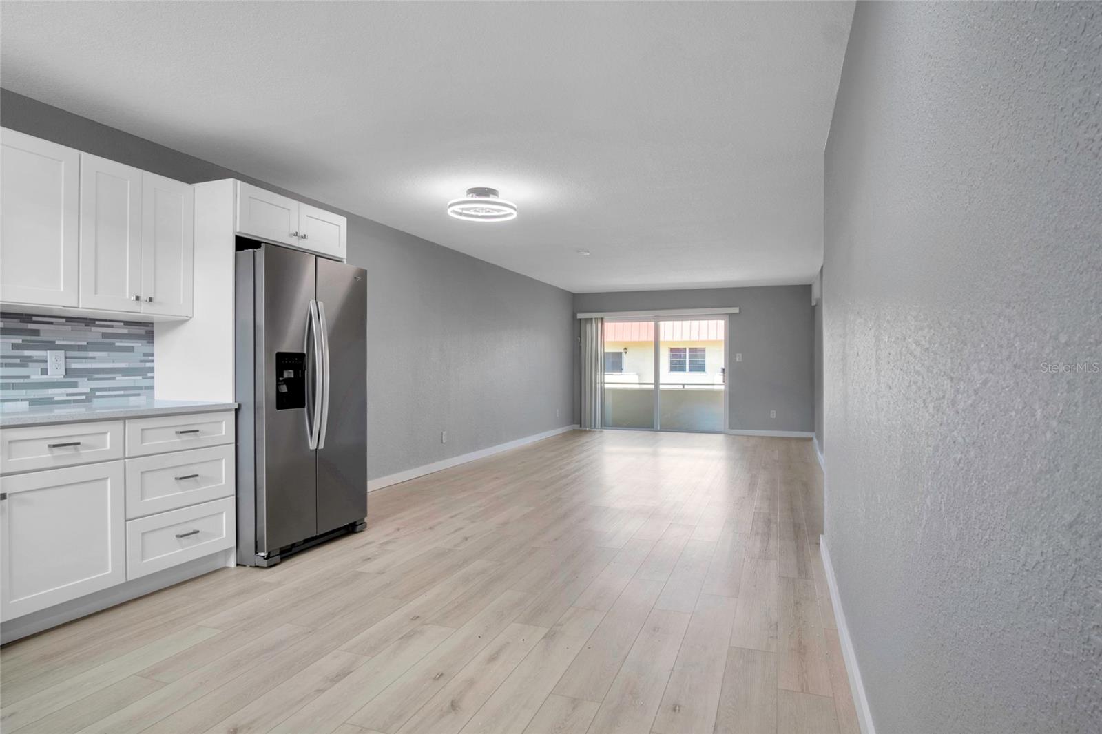 Image 8 of 24 For 2901 Halifax Avenue 220