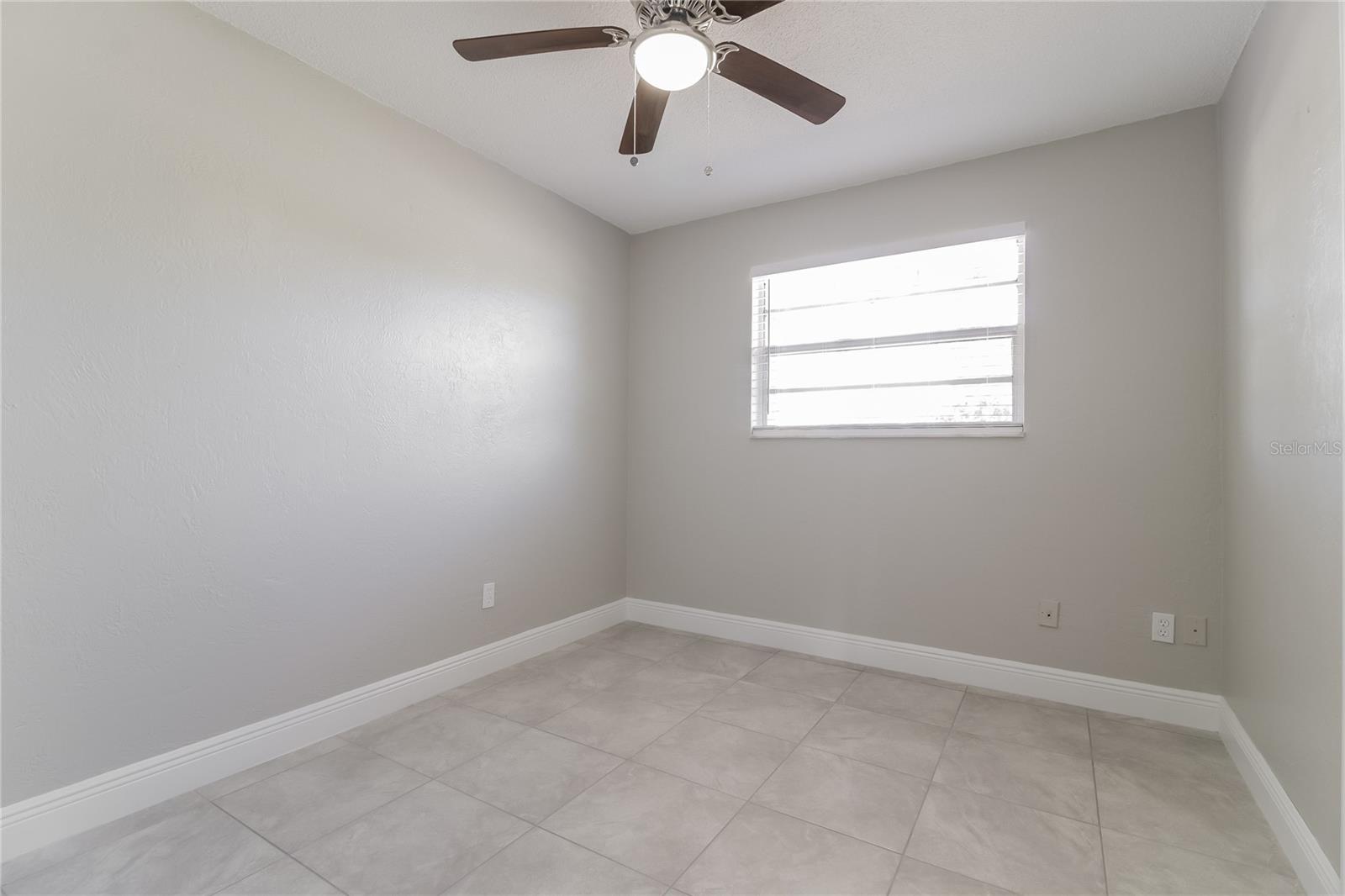 Image 14 of 16 For 2844 Oak Lea Drive