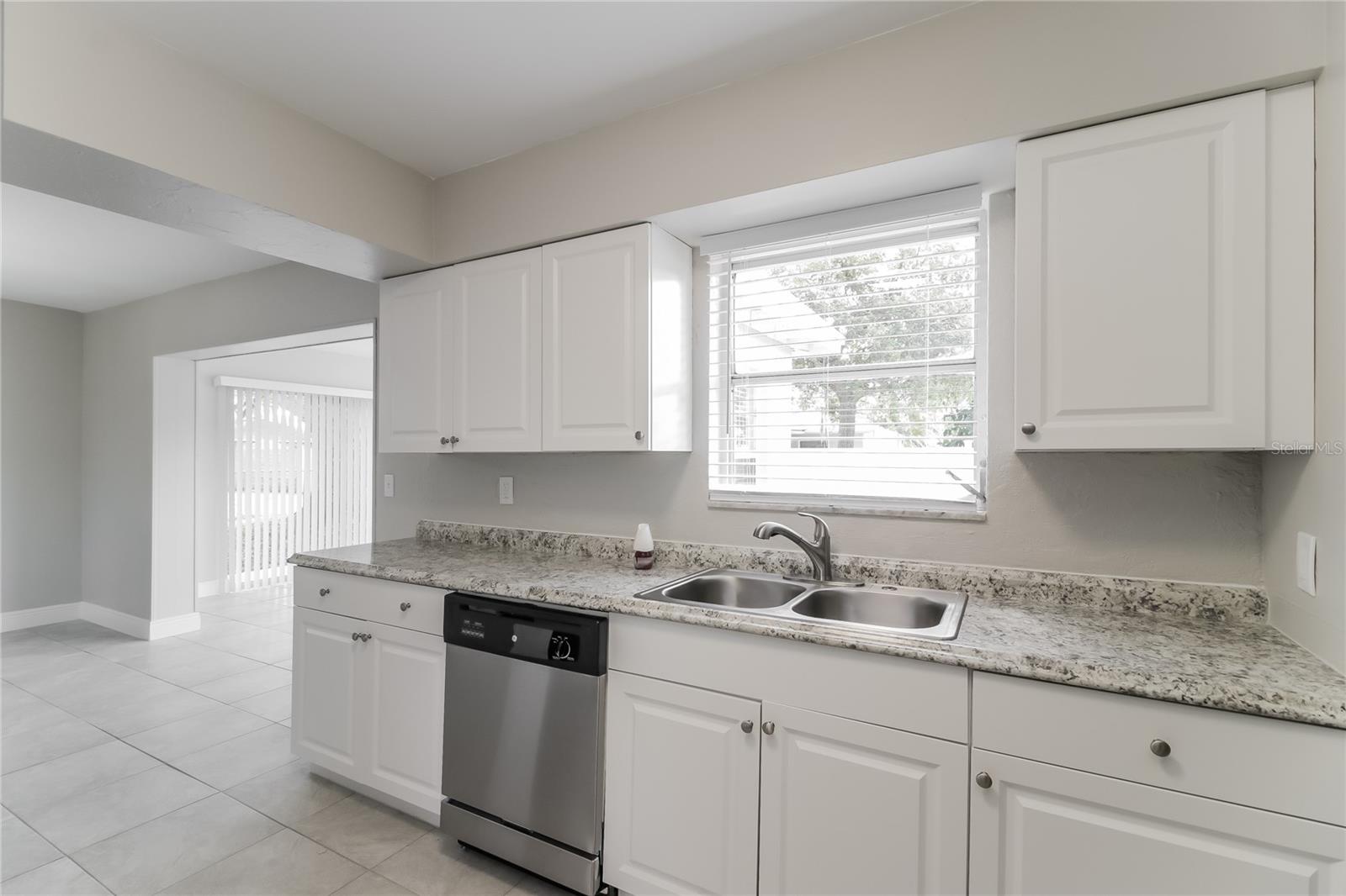 Image 7 of 16 For 2844 Oak Lea Drive