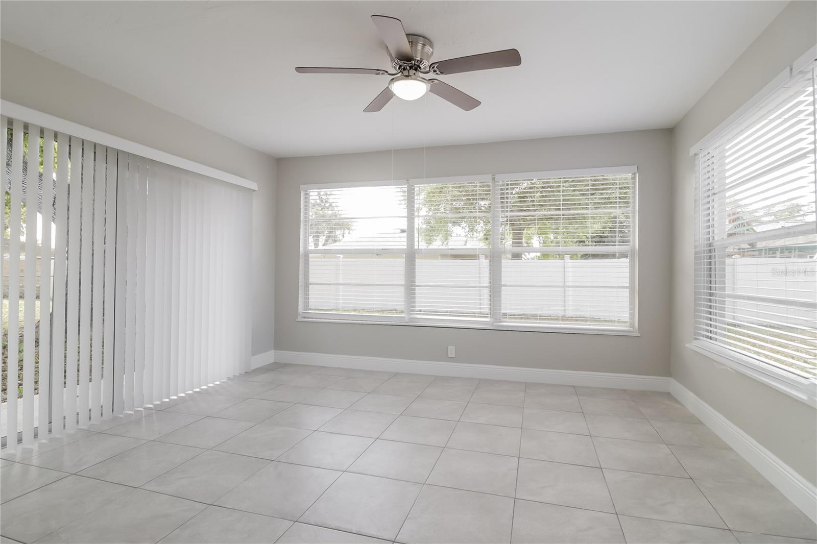 Image 9 of 16 For 2844 Oak Lea Drive