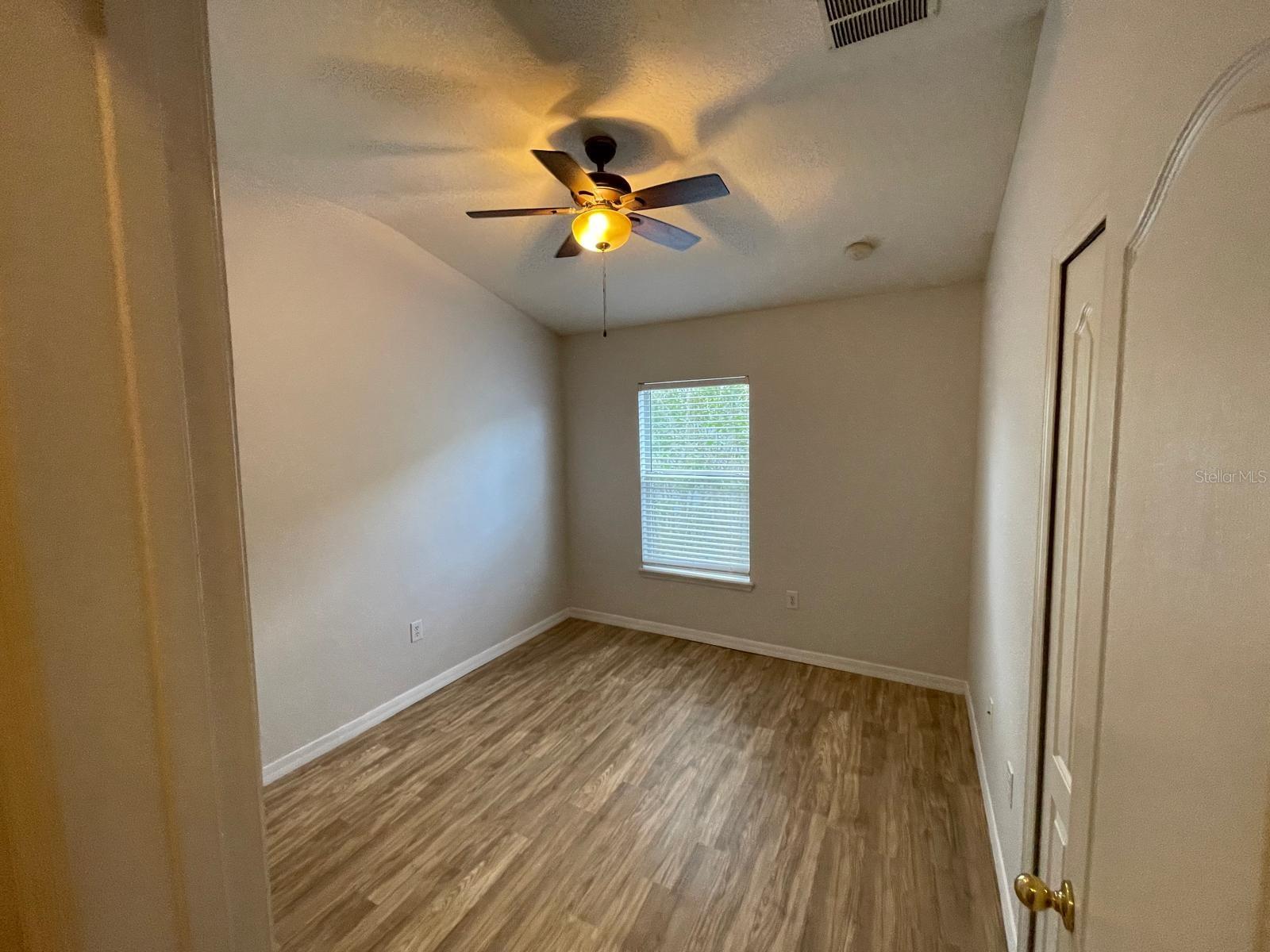 Image 24 of 29 For 6510 Goldenrod Road 54c