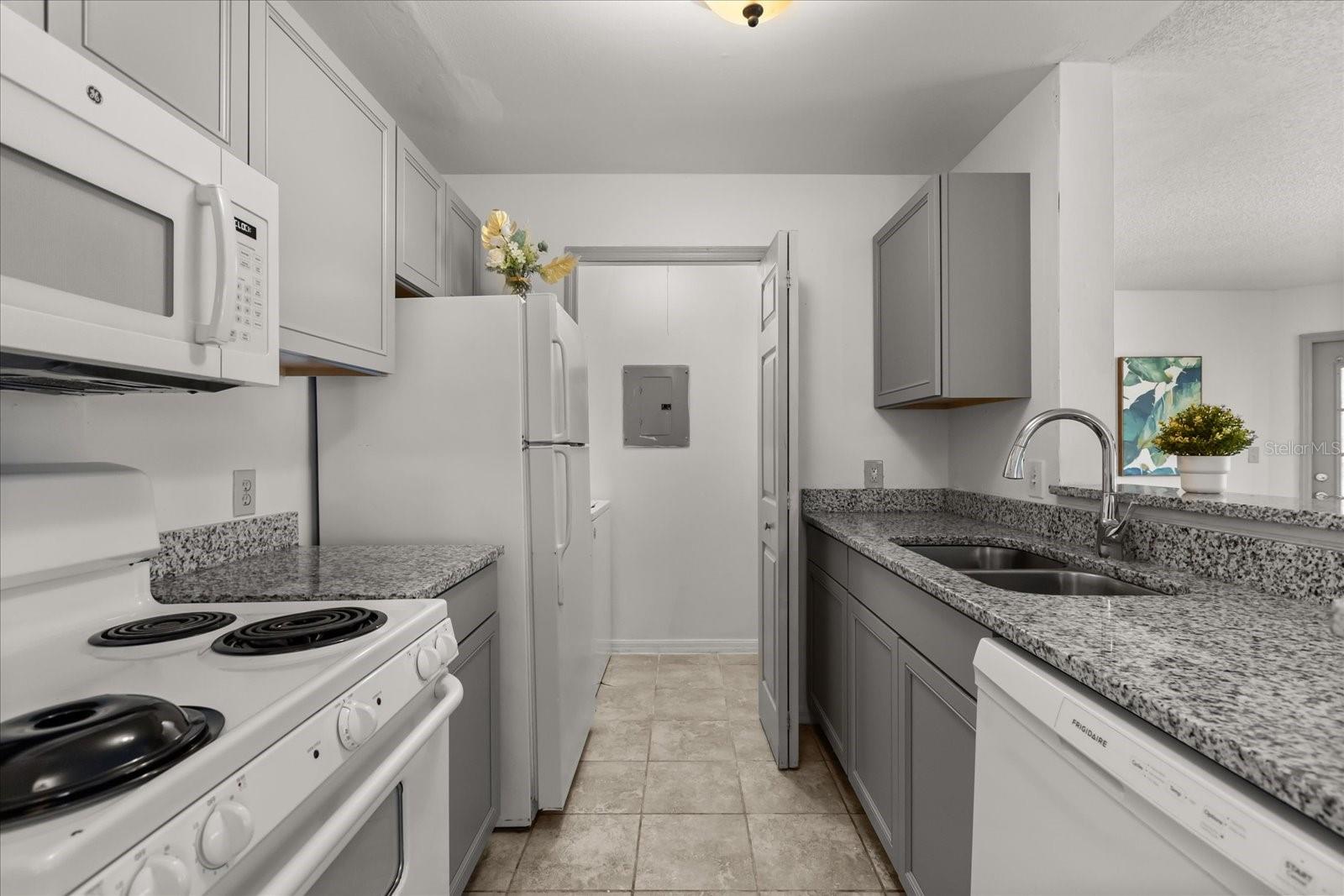 Image 10 of 22 For 6178 Westgate Drive 101