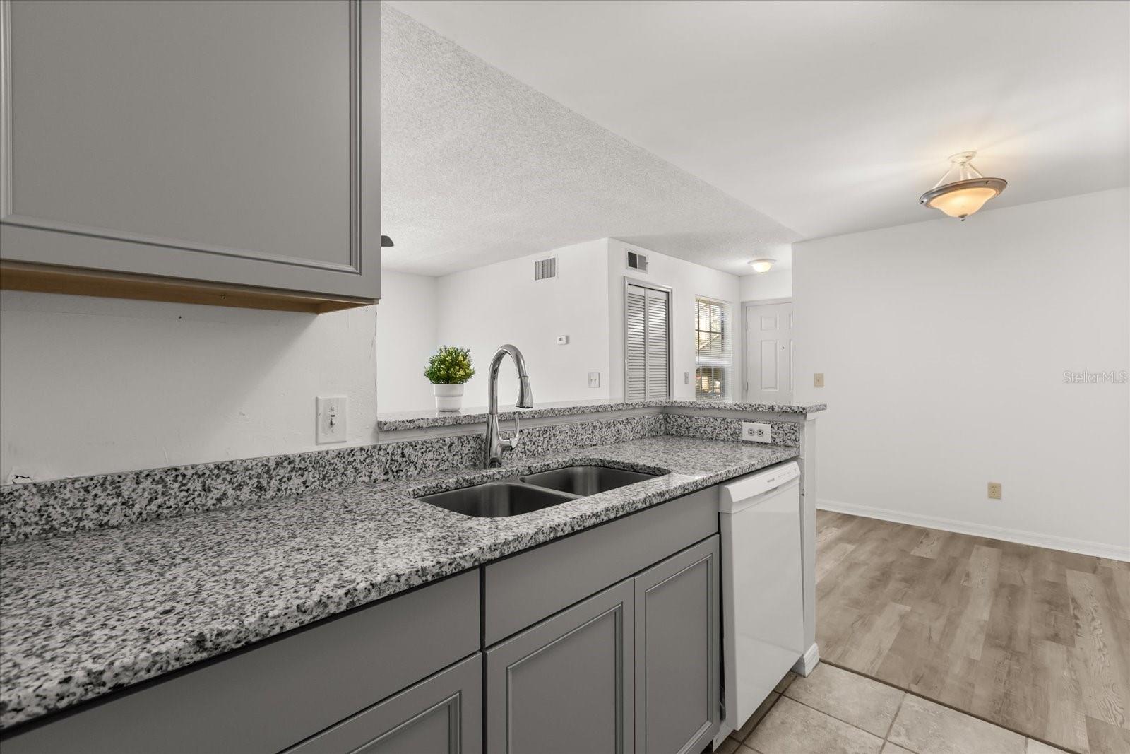 Image 11 of 22 For 6178 Westgate Drive 101