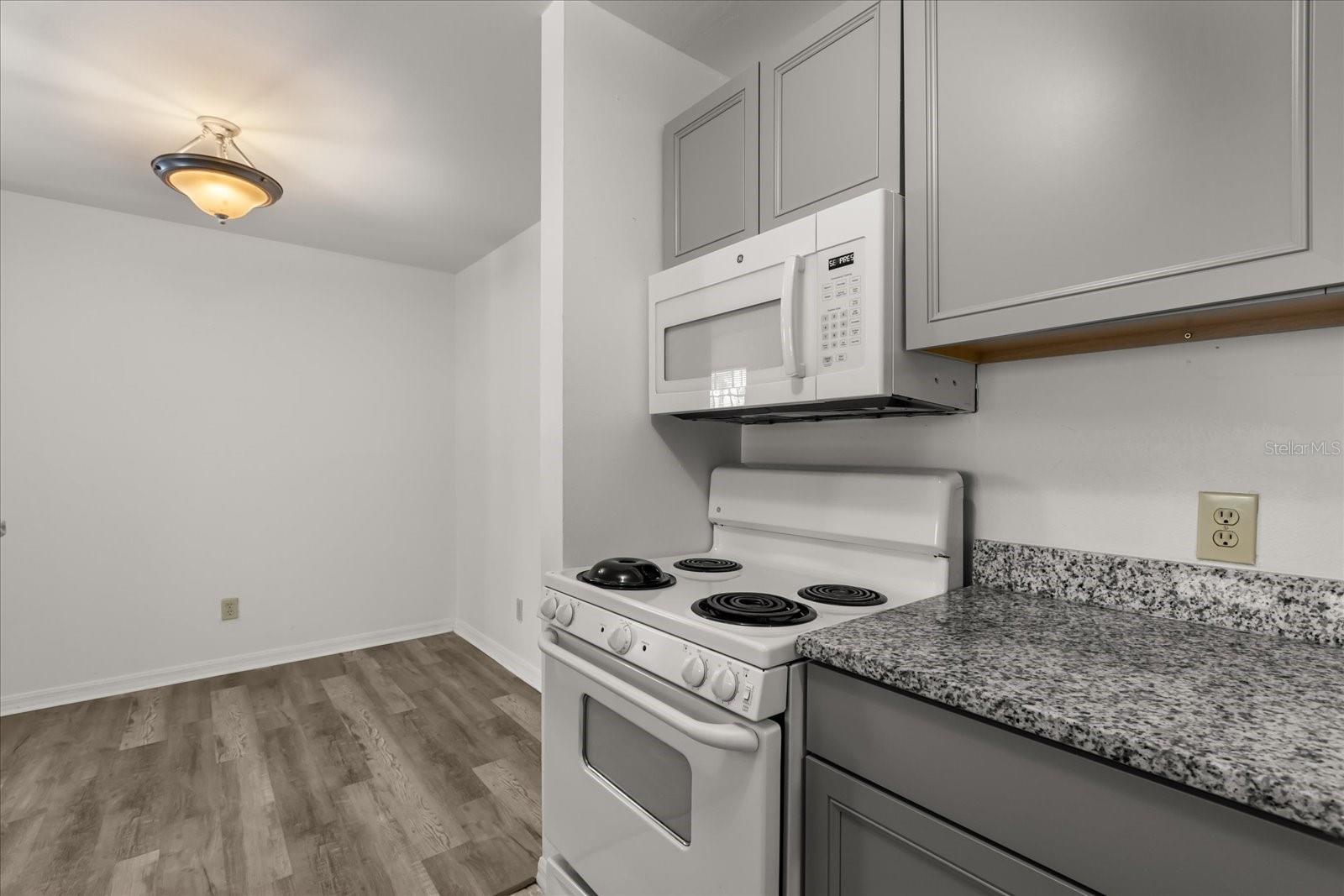 Image 12 of 22 For 6178 Westgate Drive 101