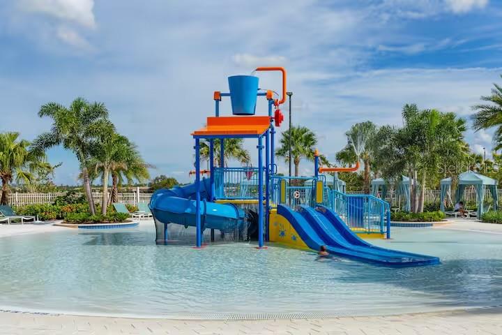 Image 46 of 55 For 1569 Carey Palm Circle